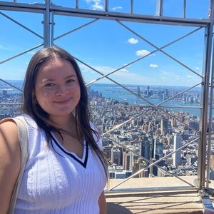 Meet your Posher, Julia